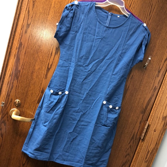 Dr. Esses Blue linen dress with pockets. - Picture 2 of 4